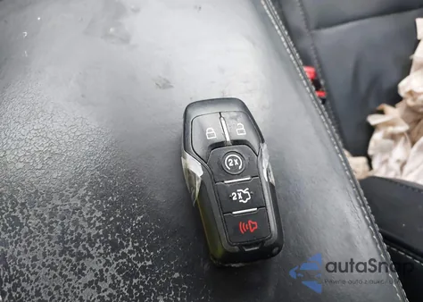 2017 Ford Explorer Platinum z USA, uszkodzony, nr VIN 1FM5K8HT9HGE09190